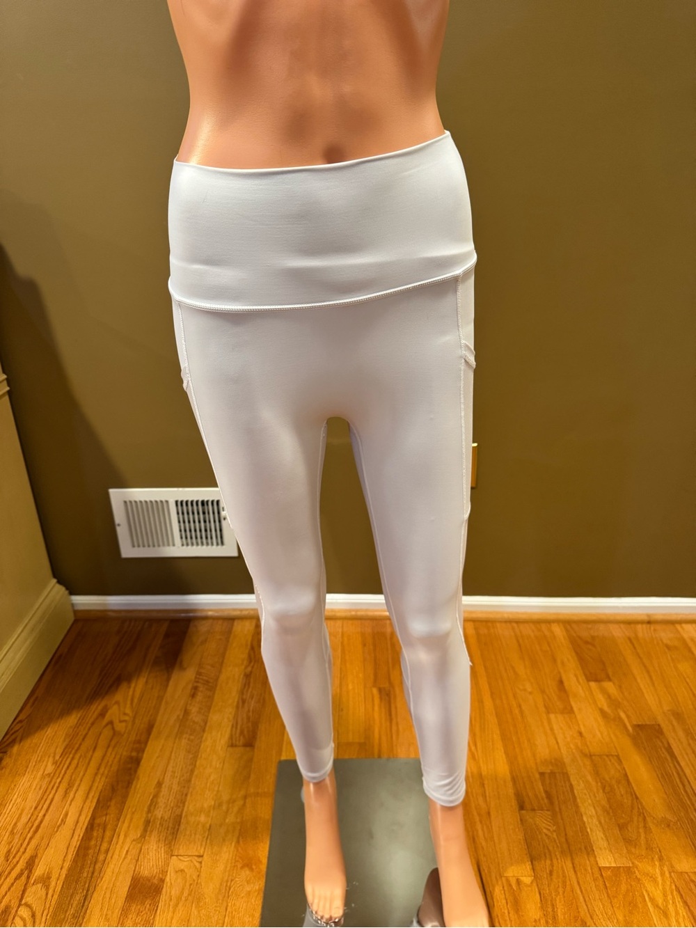 aerie Off-White Active Leggings with Interior Logo Print